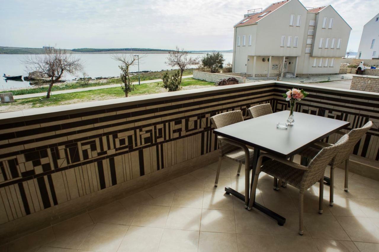 Apartments Svijet Mora 2 ปอฟเลียนา ภายนอก รูปภาพ