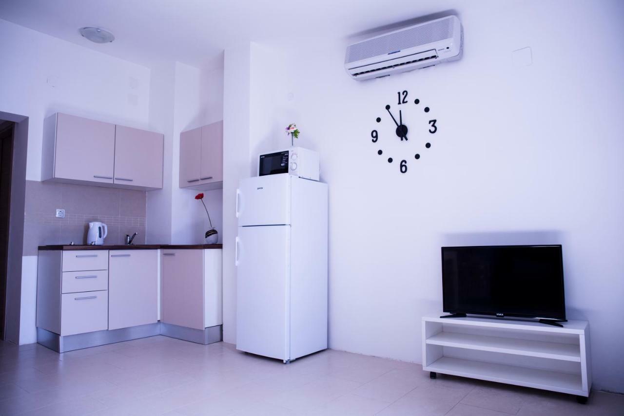 Apartments Svijet Mora 2 ปอฟเลียนา ภายนอก รูปภาพ