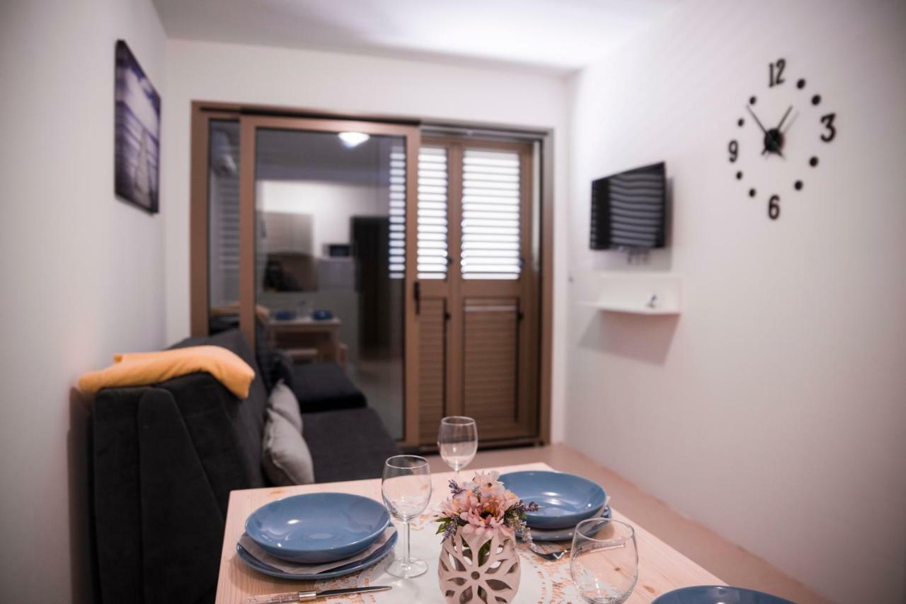Apartments Svijet Mora 2 ปอฟเลียนา ภายนอก รูปภาพ